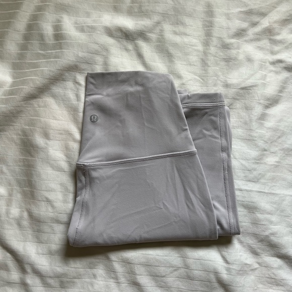 Lululemon Align HR 28” 4 Chrome Pant Legging - Picture 3 of 3